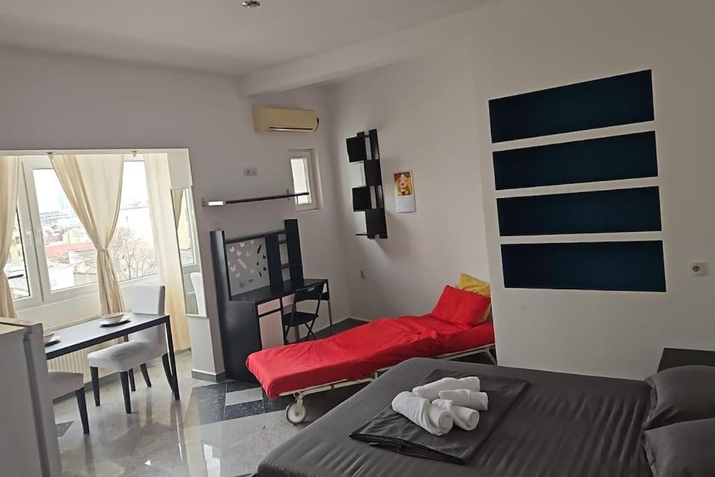 Nice Studio In The Heart Of City Bucarest Esterno foto